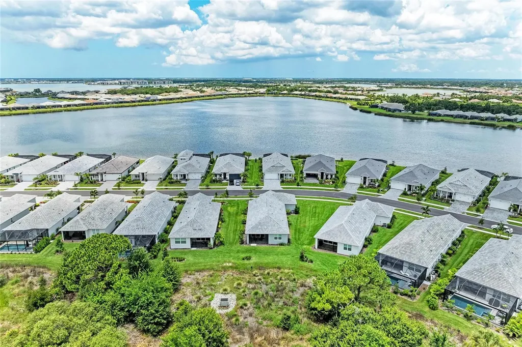 1047 Waterline Court Sarasota FL 34240