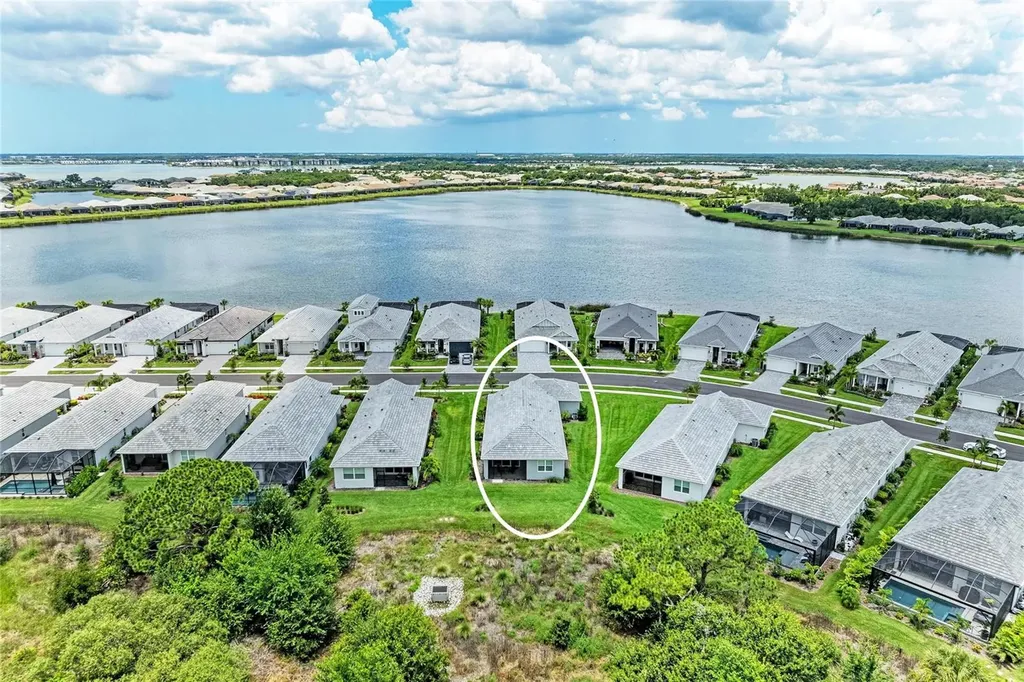 1047 Waterline Court Sarasota FL 34240