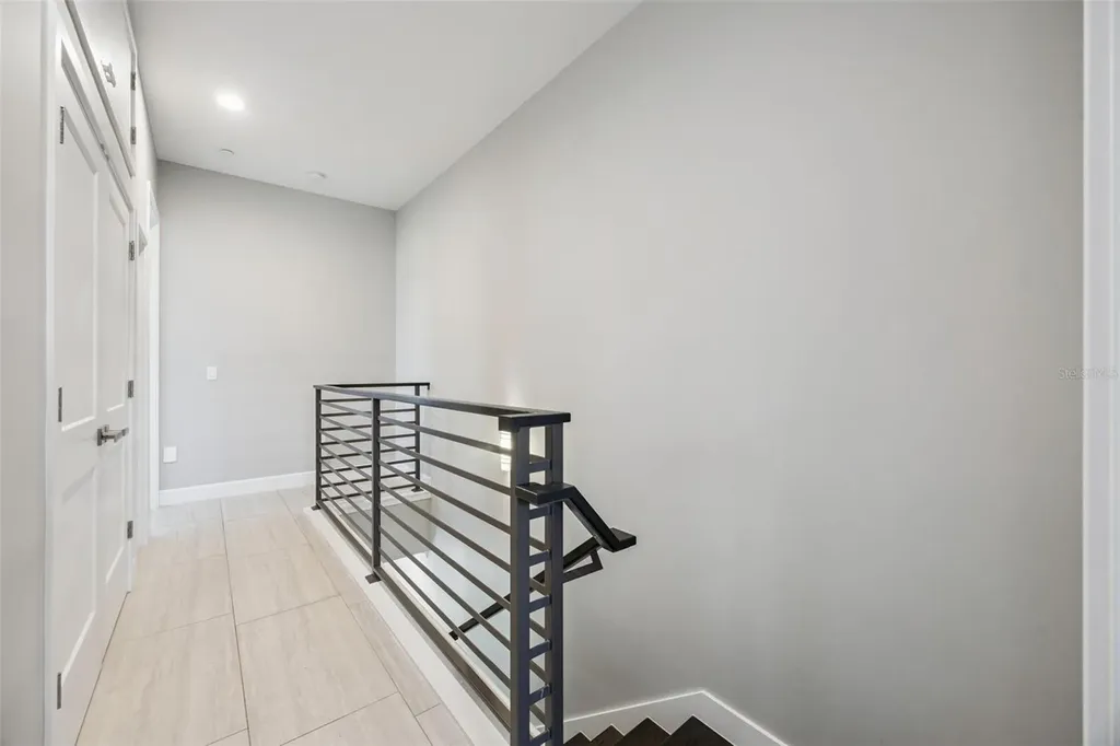 484 W Plant Street Winter Garden FL 34787