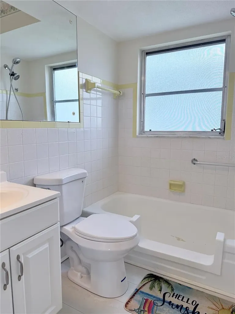 7847 39th Terrace N St Petersburg FL 33709