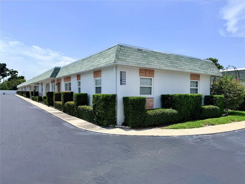 7847 39th Terrace N St Petersburg FL 33709