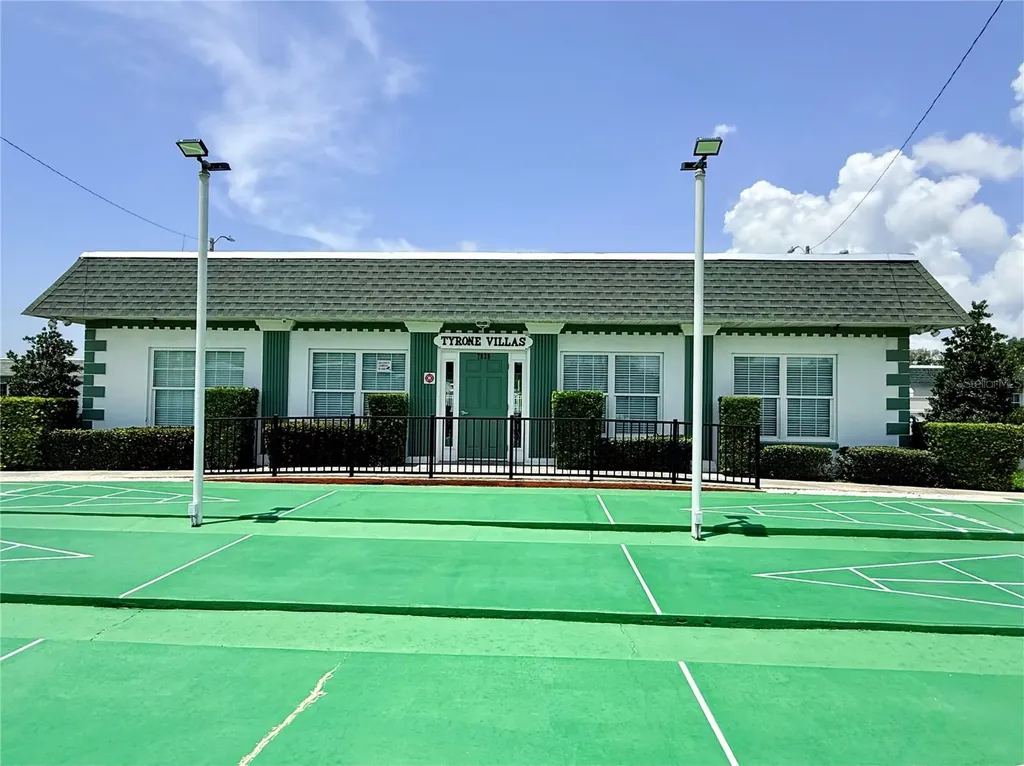 7847 39th Terrace N St Petersburg FL 33709