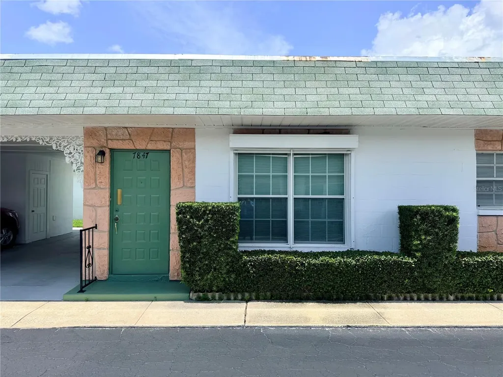7847 39th Terrace N St Petersburg FL 33709