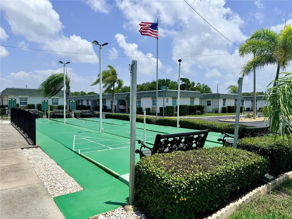 7847 39th Terrace N St Petersburg FL 33709