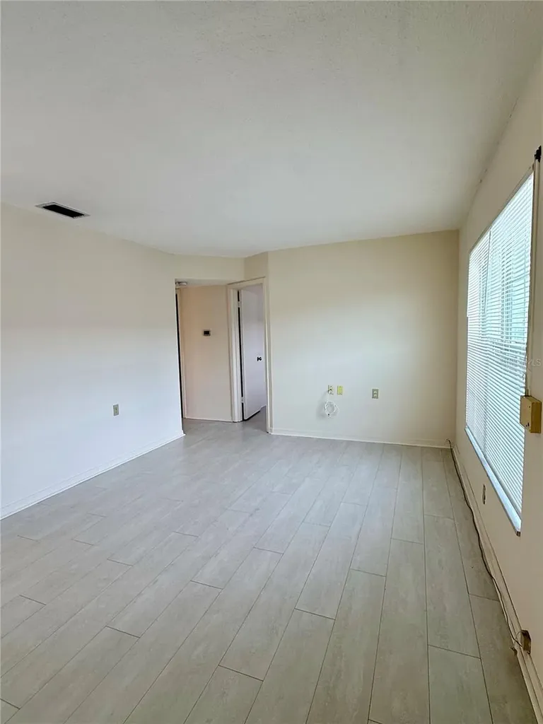 7847 39th Terrace N St Petersburg FL 33709