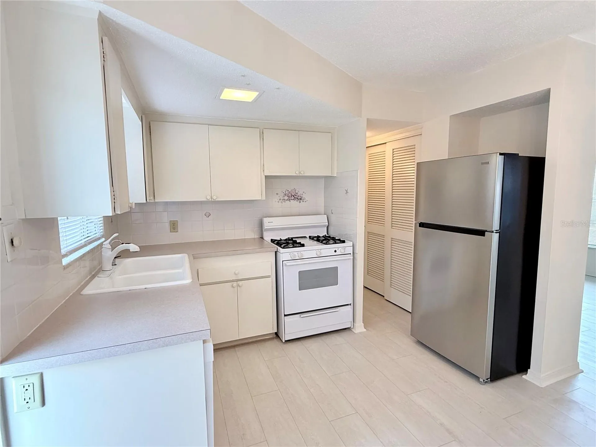 7847 39th Terrace N St Petersburg FL 33709