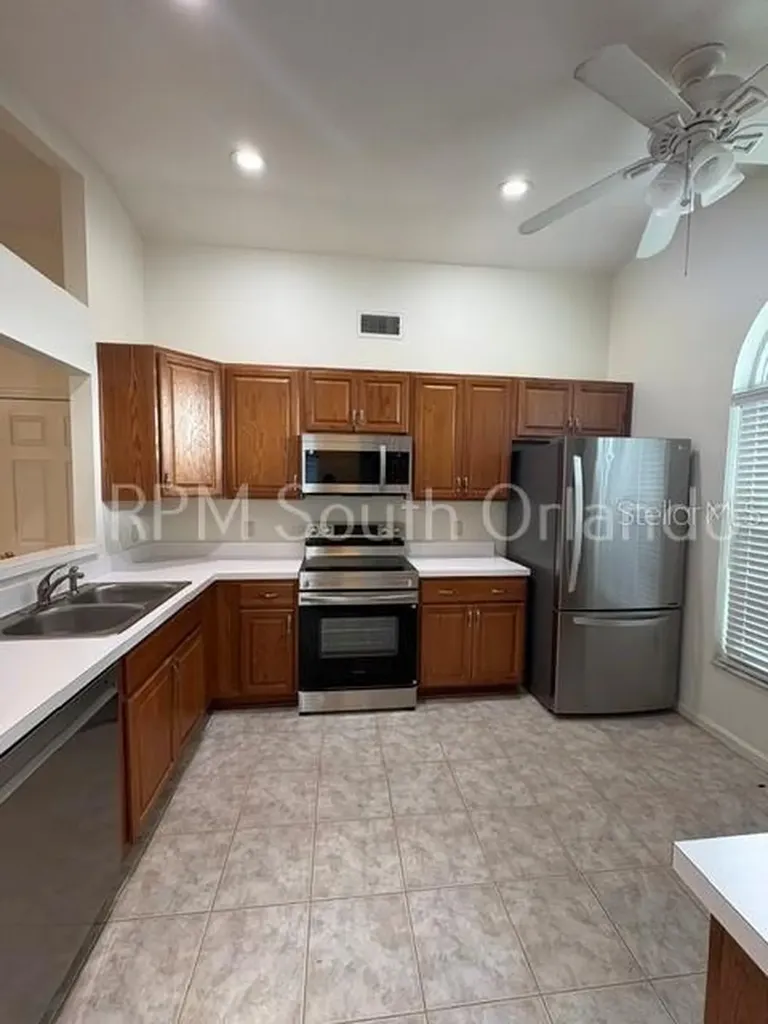1930 Teaberry Court Orlando FL 32824