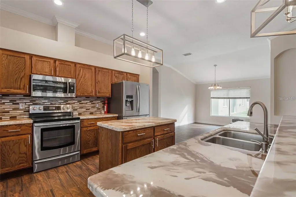 4007 Harbor Lake Drive Lutz FL 33558