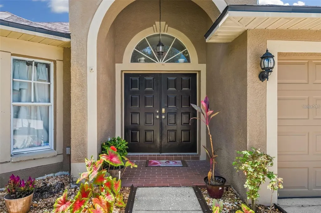 4007 Harbor Lake Drive Lutz FL 33558