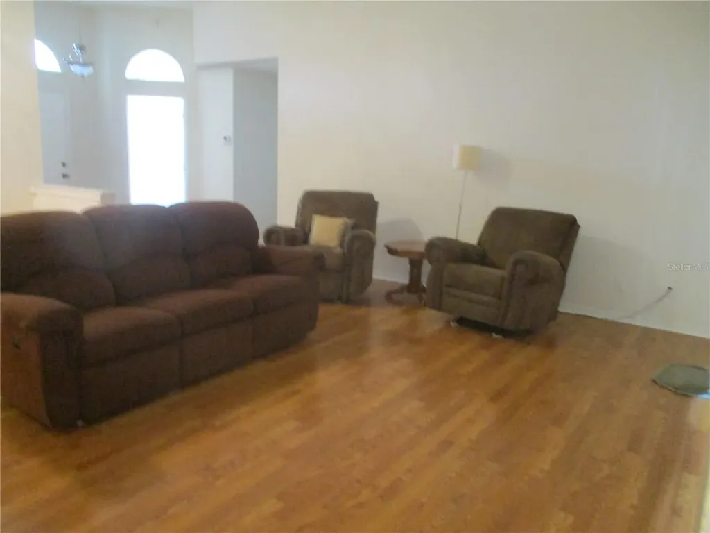 209 N Brockfield Drive Sun City Center FL 33573