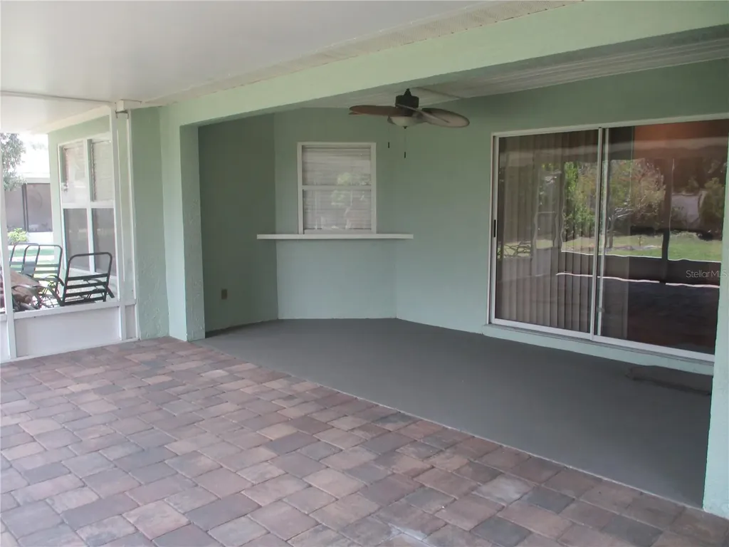 209 N Brockfield Drive Sun City Center FL 33573