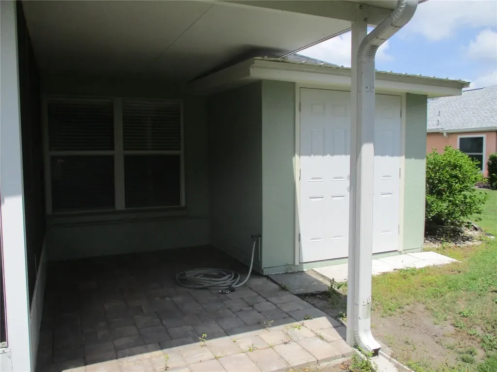209 N Brockfield Drive Sun City Center FL 33573