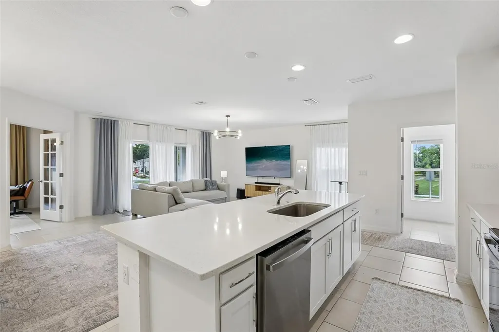 1581 Swan Swim Drive Davenport FL 33837