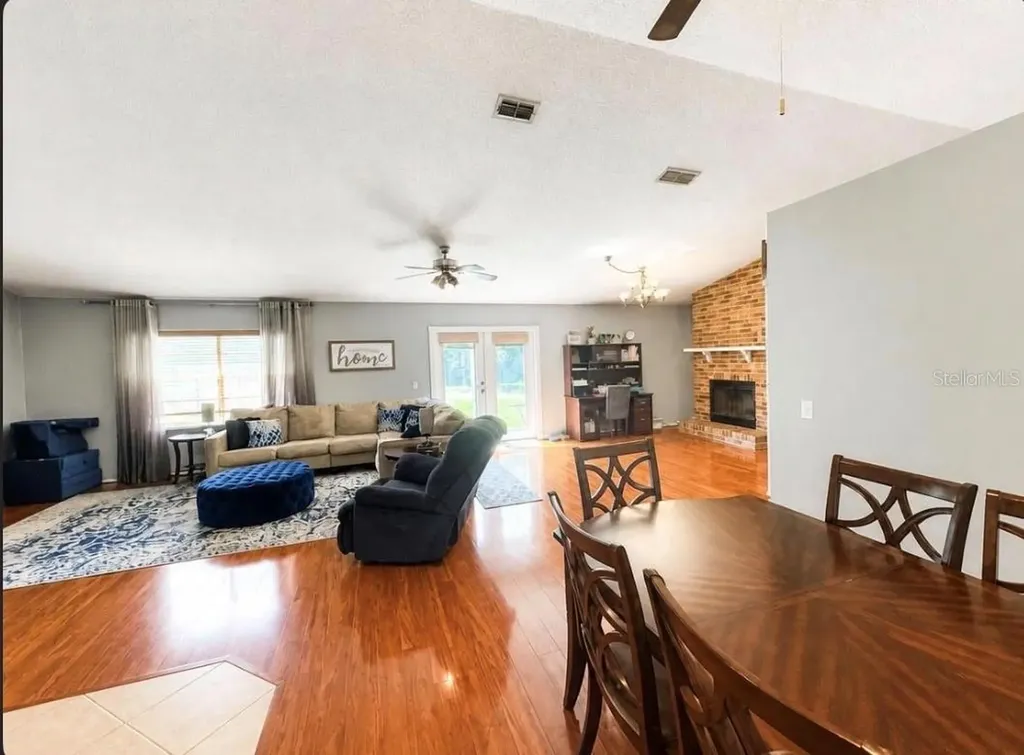 561 Astoria Drive Deland FL 32724