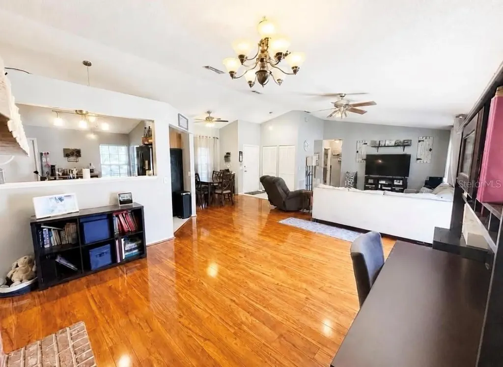 561 Astoria Drive Deland FL 32724