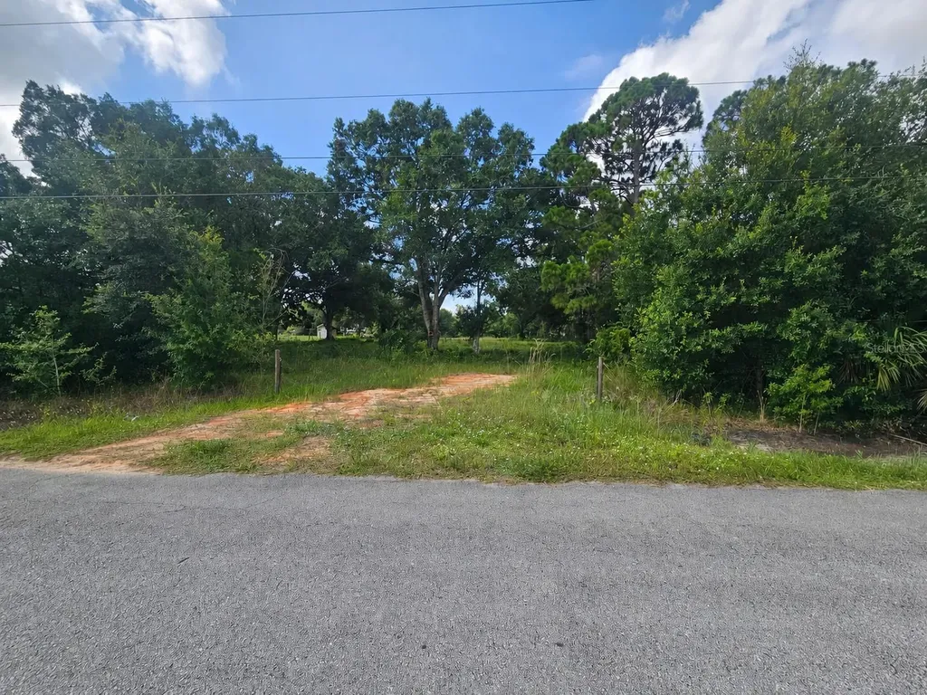 3309 Elaine Drive Lorida FL 33857