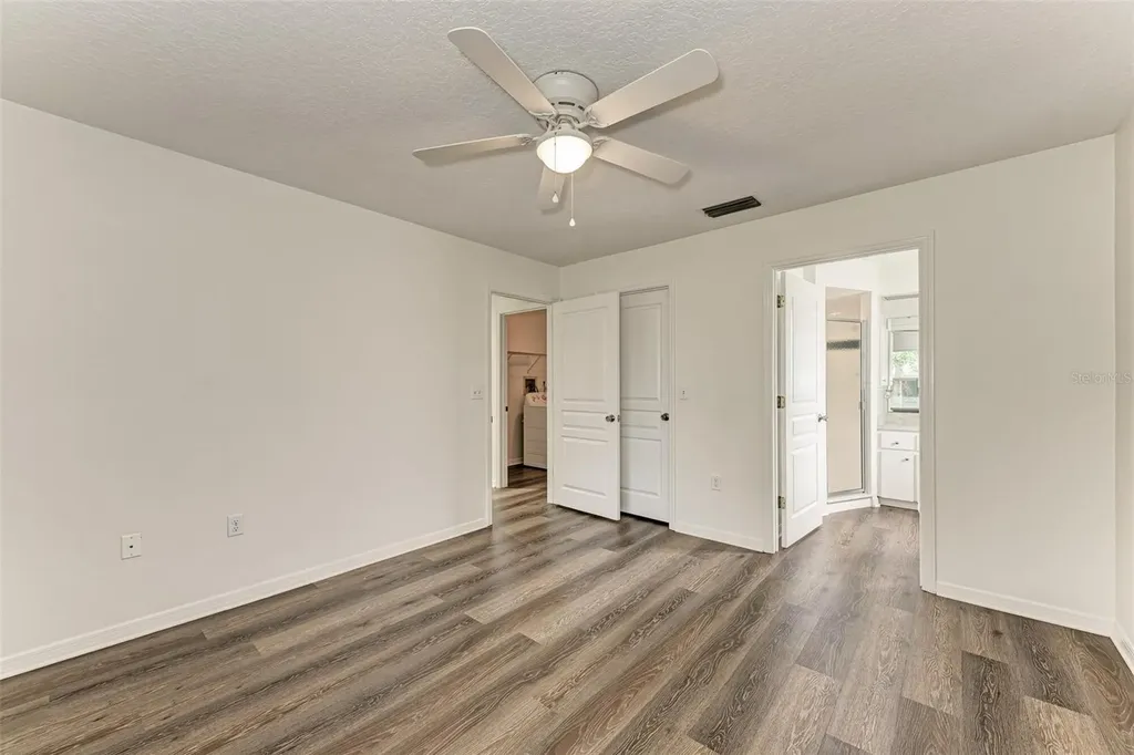 2046 Old Trevor Way Sarasota FL 34232