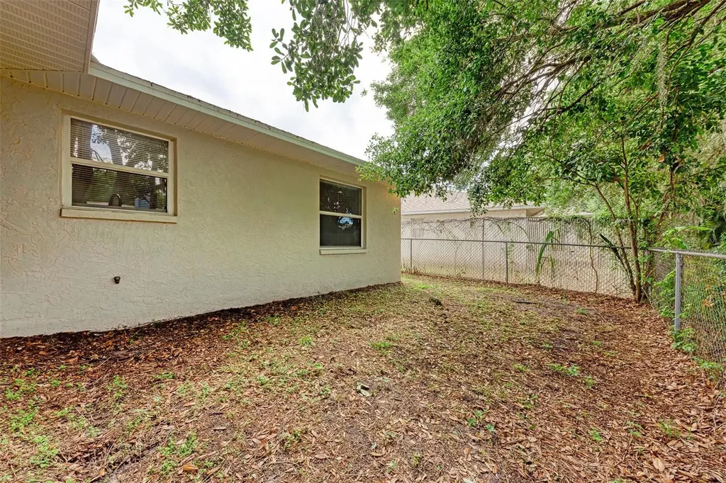 2046 Old Trevor Way Sarasota FL 34232