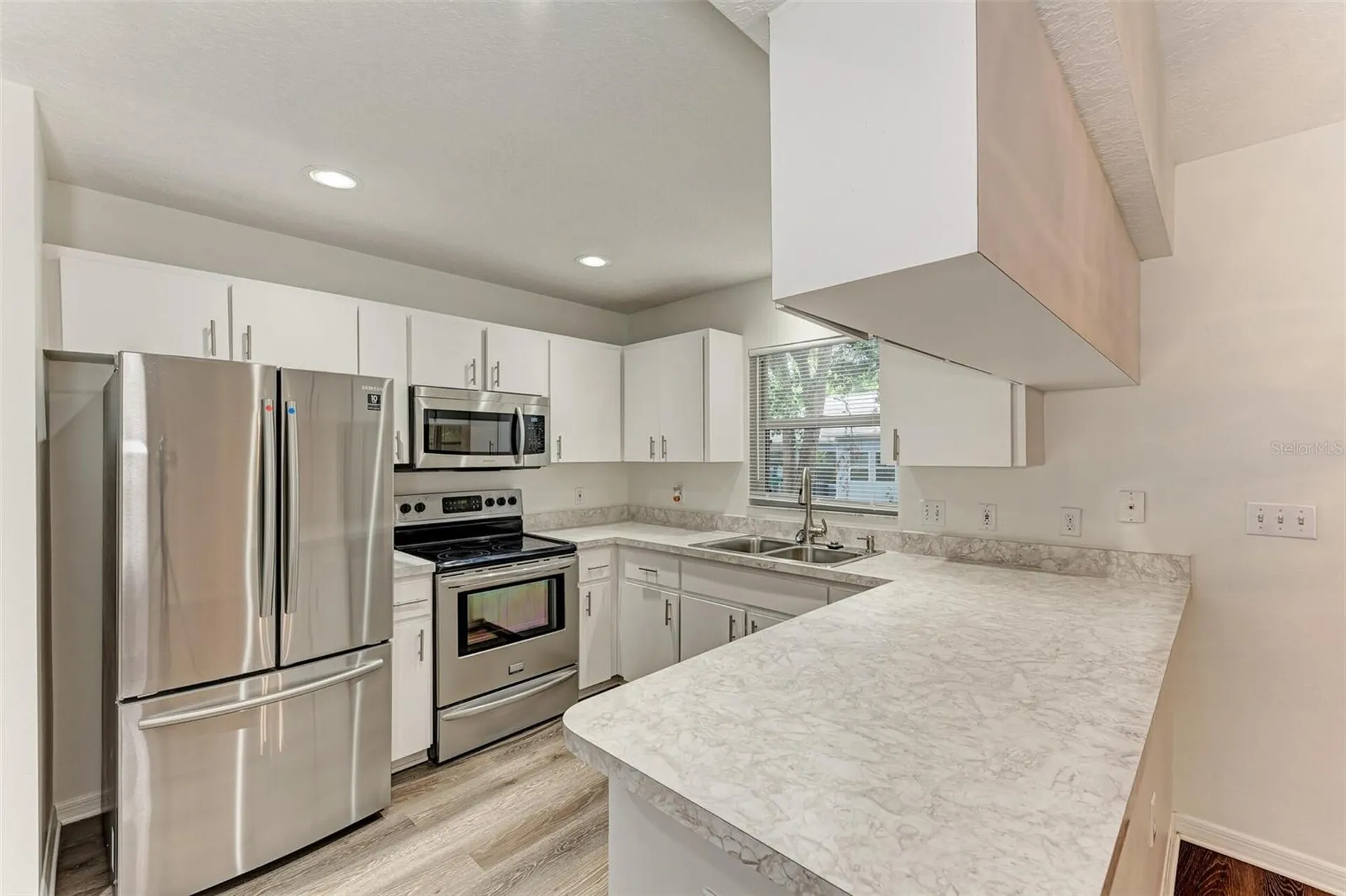 2046 Old Trevor Way Sarasota FL 34232