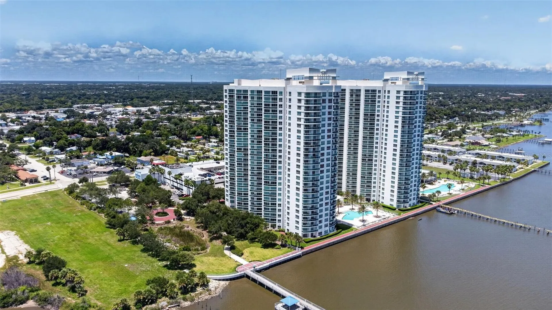 231 Riverside Drive Holly Hill FL 32117