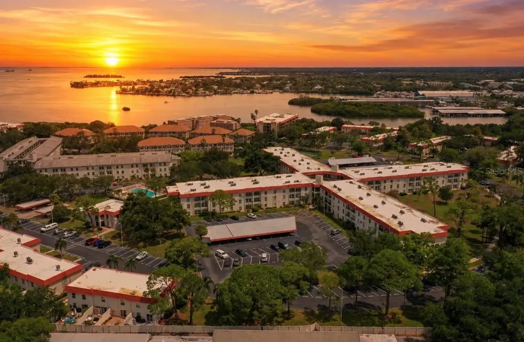 2700 Bayshore Boulevard Dunedin FL 34698