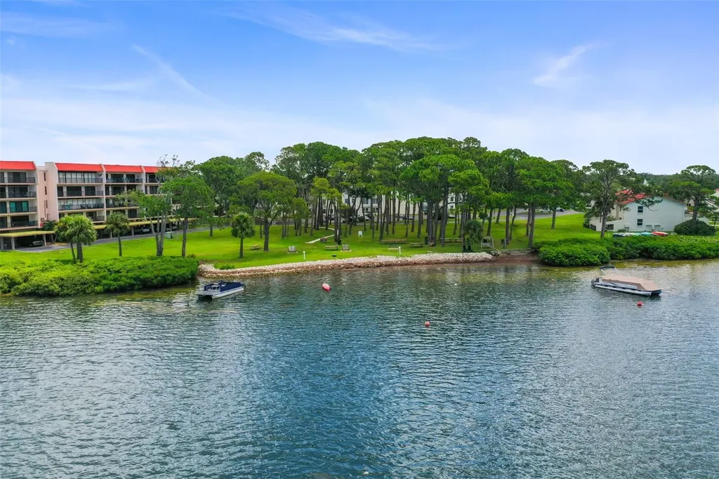 2700 Bayshore Boulevard Dunedin FL 34698