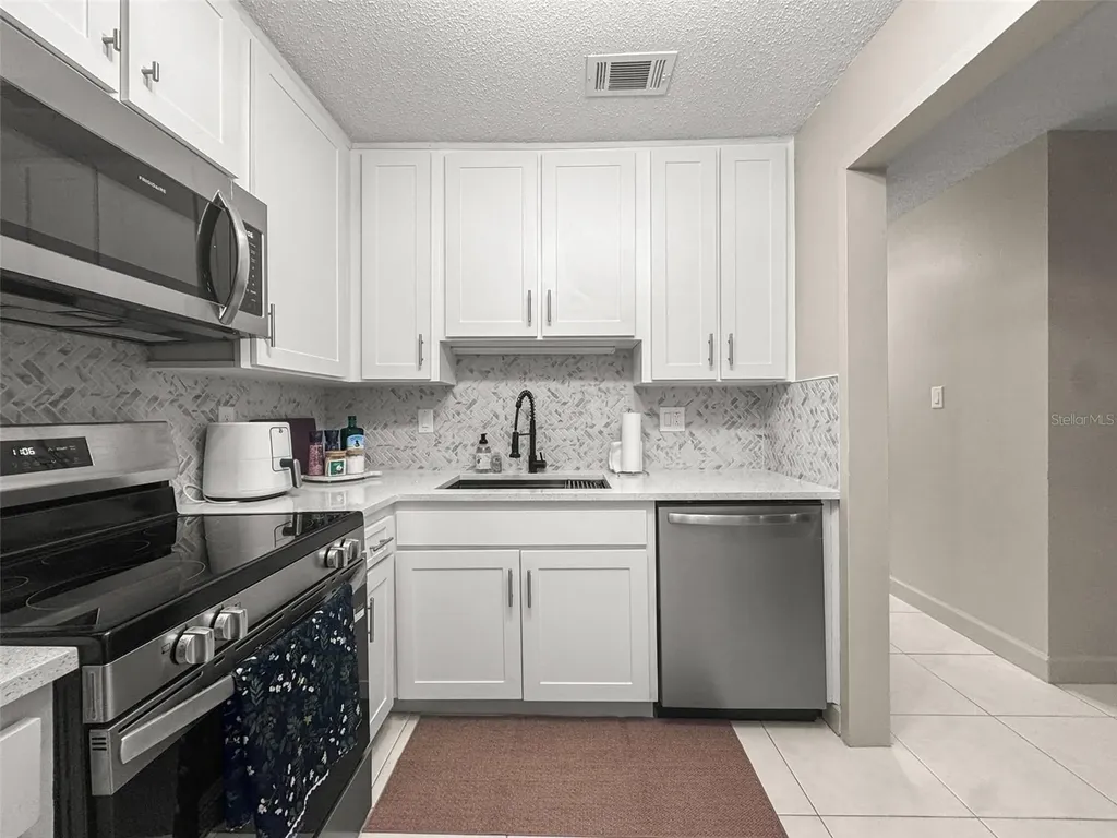 2700 Bayshore Boulevard Dunedin FL 34698
