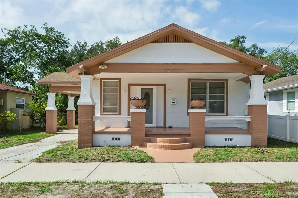 1017 E 23rd Avenue Tampa FL 33605