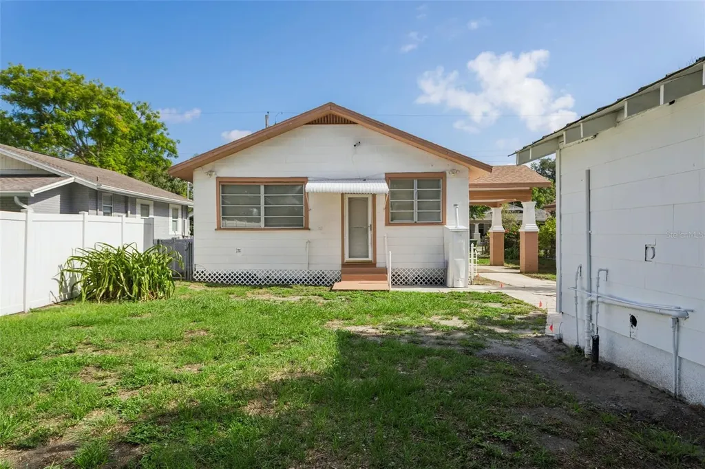 1017 E 23rd Avenue Tampa FL 33605