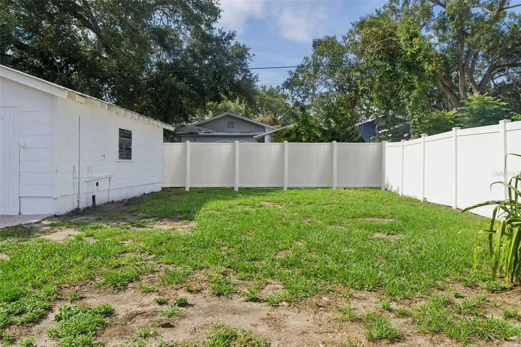 1017 E 23rd Avenue Tampa FL 33605