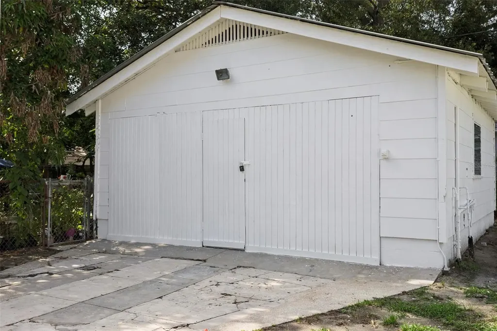 1017 E 23rd Avenue Tampa FL 33605
