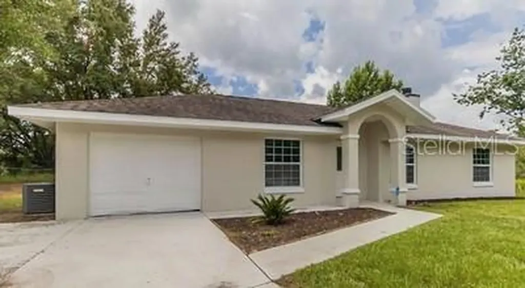 4 Pine Circle Drive Ocala FL 34472