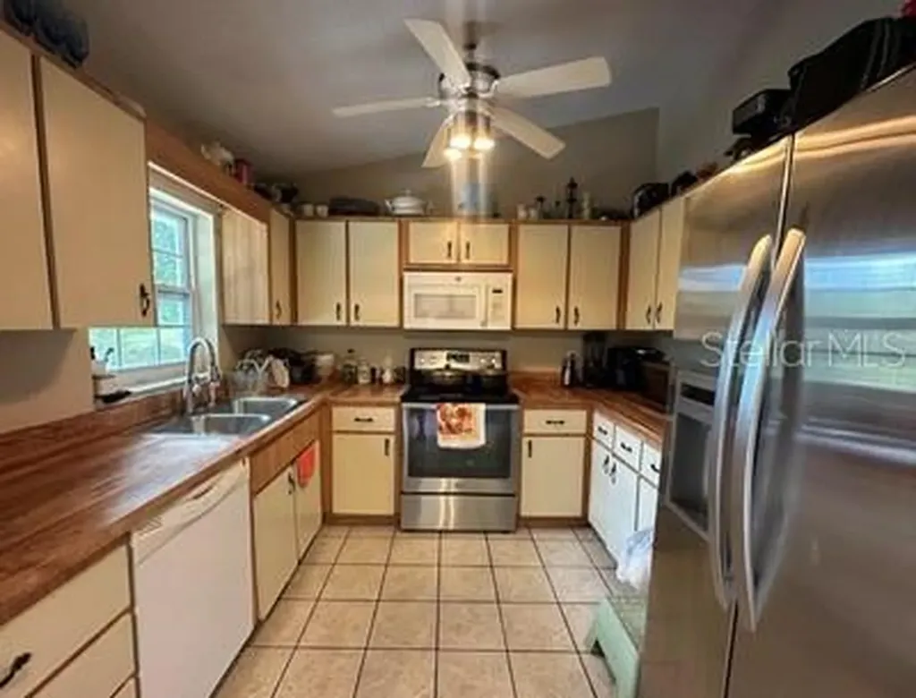 4 Pine Circle Drive Ocala FL 34472