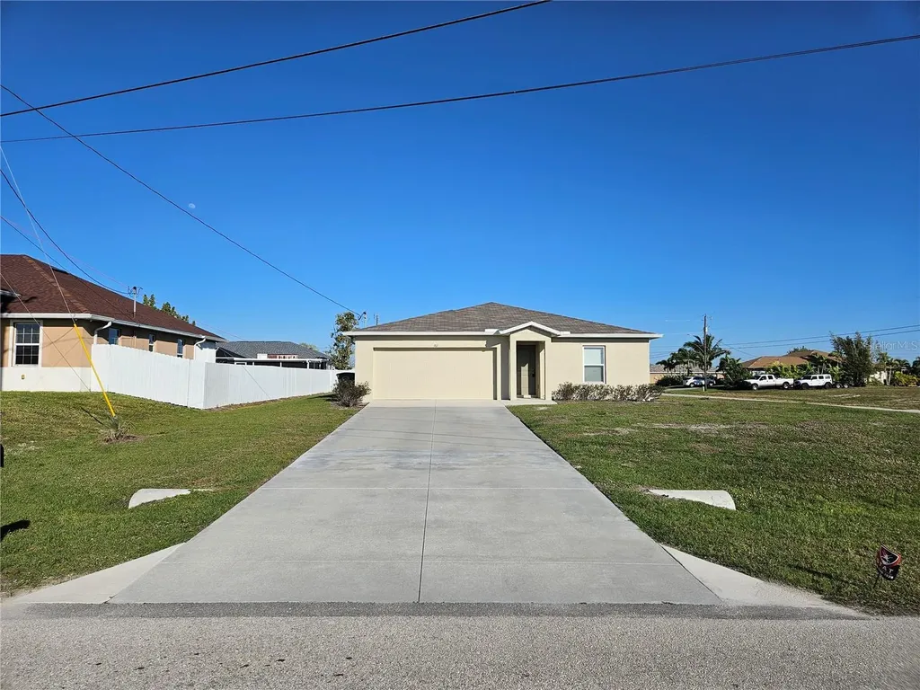 901 NW 15th Place Cape Coral FL 33993