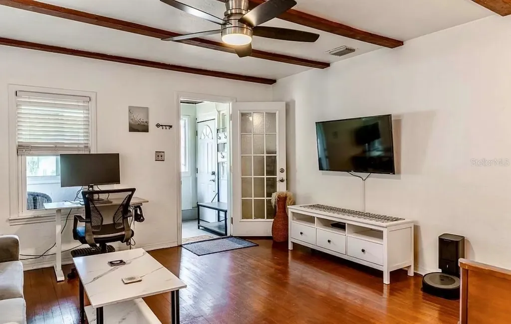 1750 34th Avenue N St Petersburg FL 33713