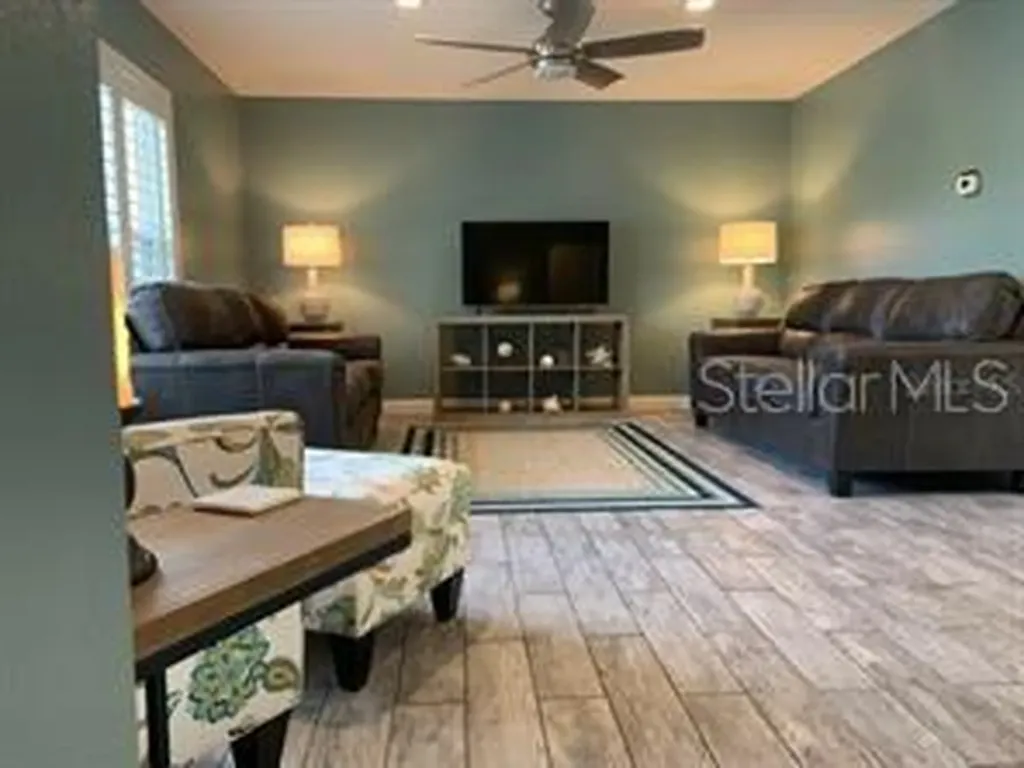 3070 Gulf Gate Drive Sarasota FL 34231