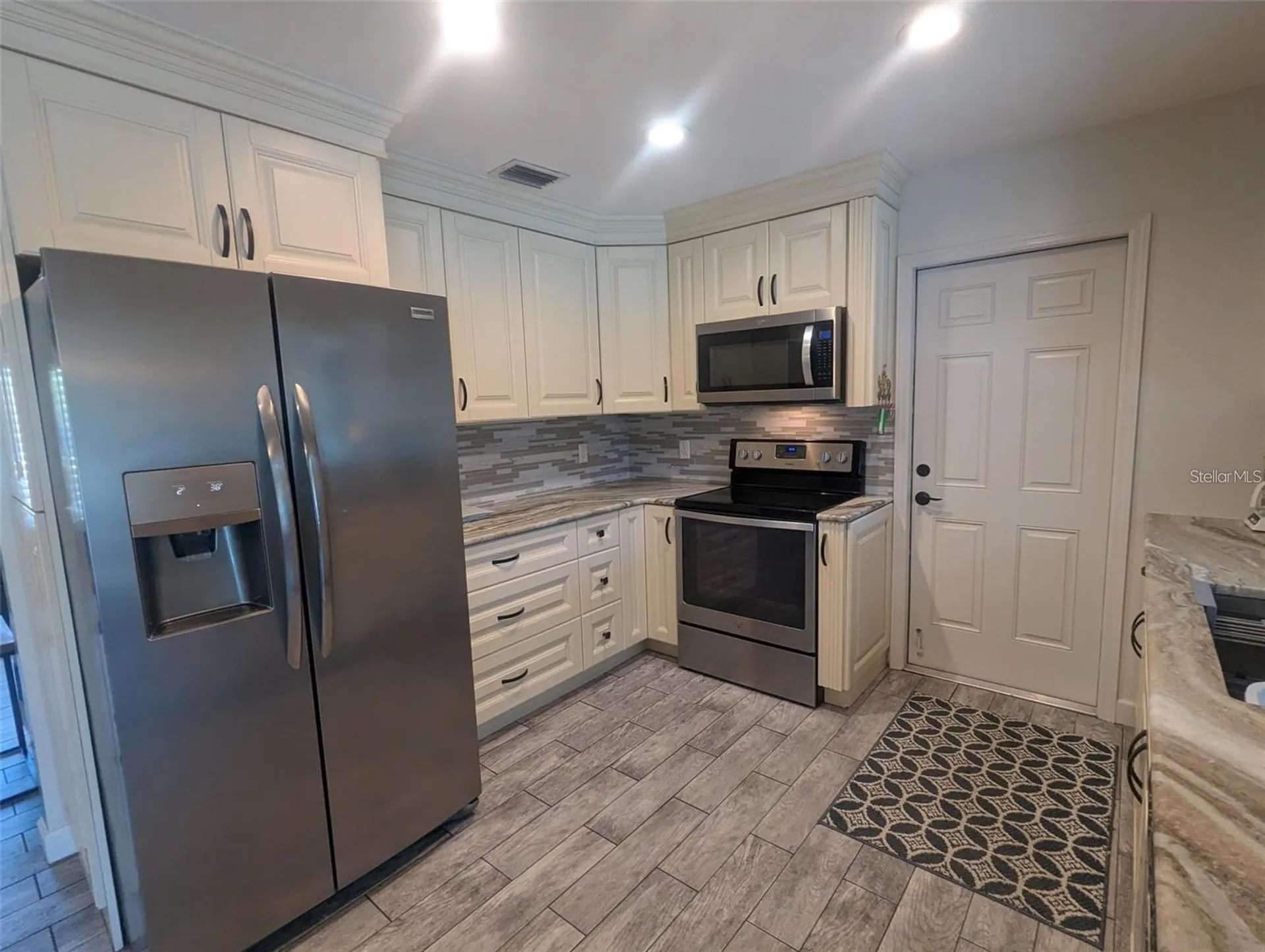 3070 Gulf Gate Drive Sarasota FL 34231