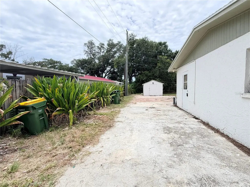3842 Hawkeye Circle Sarasota FL 34232