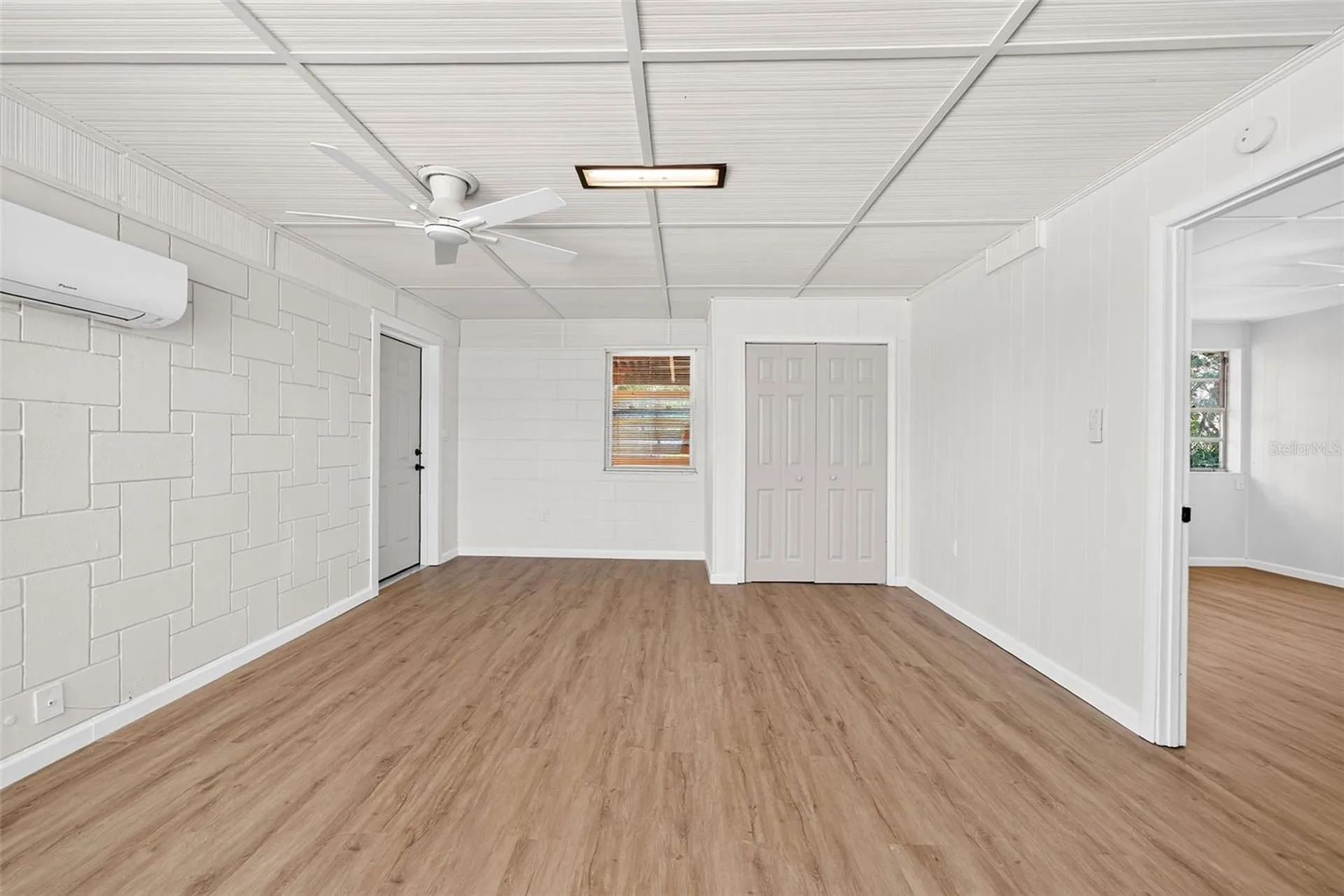 1202 E Caroline Street Tavares FL 32778