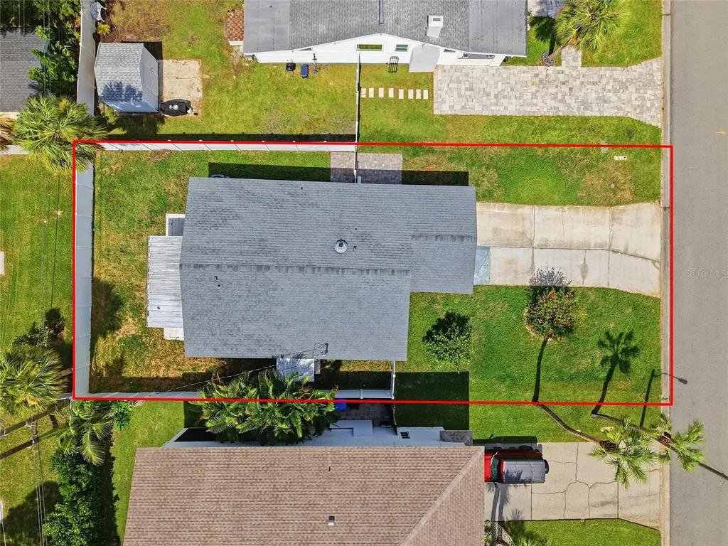 1867 Michigan Avenue NE St Petersburg FL 33703