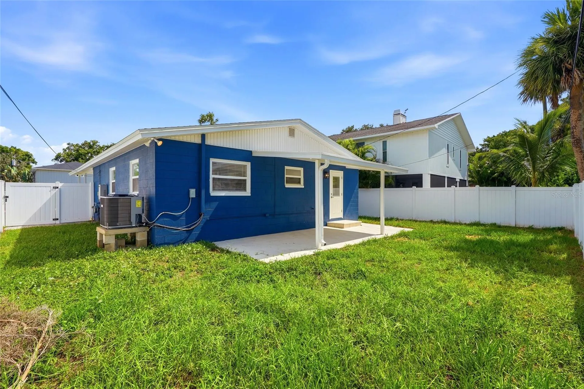 1867 Michigan Avenue NE St Petersburg FL 33703