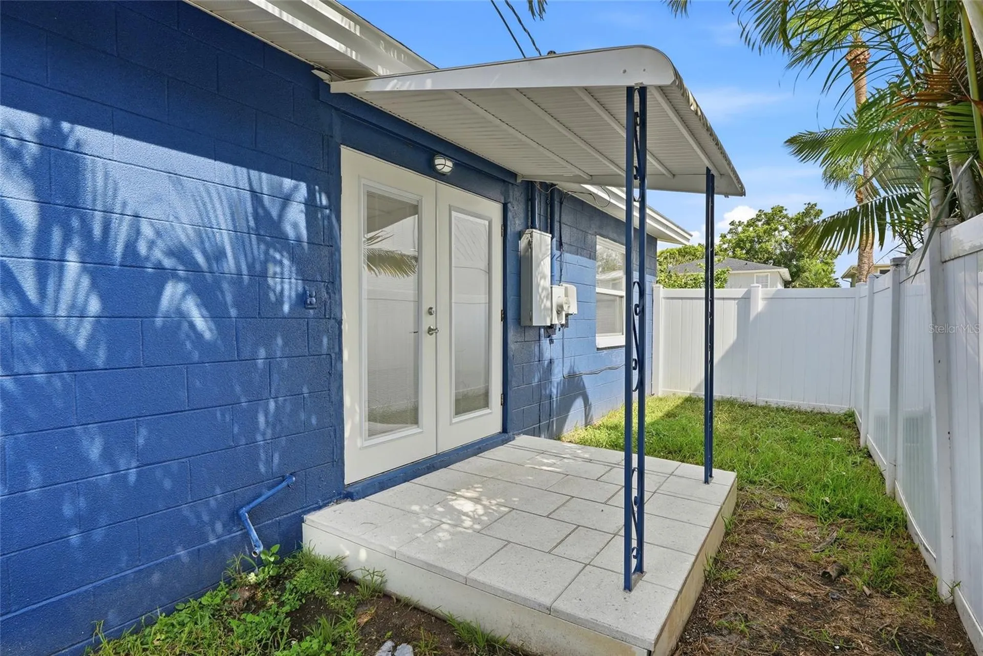 1867 Michigan Avenue NE St Petersburg FL 33703