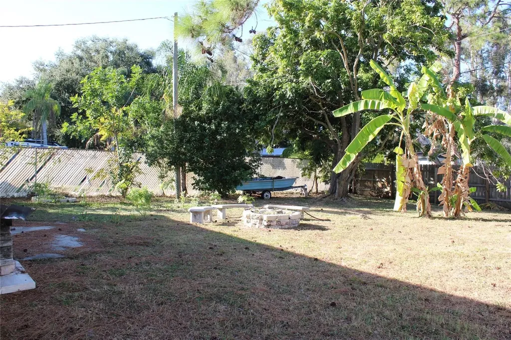 6121 56th Avenue N St Petersburg FL 33709