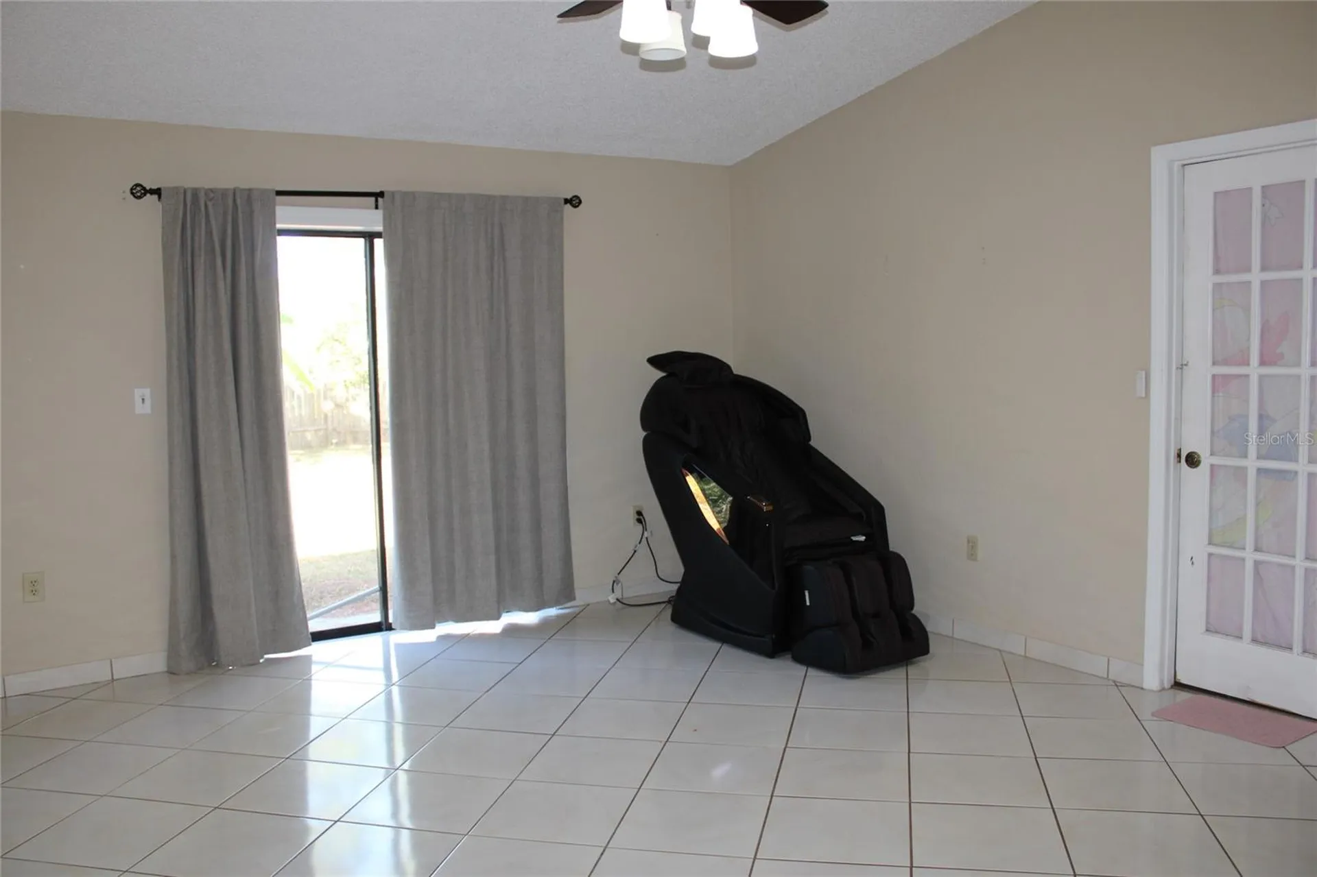 6121 56th Avenue N St Petersburg FL 33709