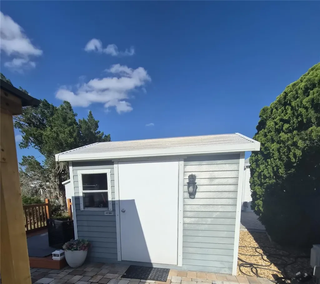 650 Center Crest Boulevard Davenport FL 33837