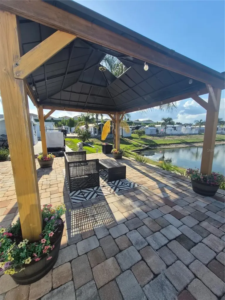 650 Center Crest Boulevard Davenport FL 33837