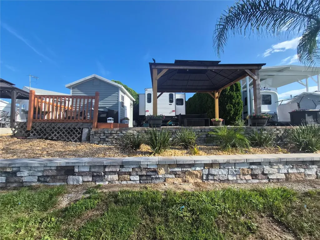 650 Center Crest Boulevard Davenport FL 33837