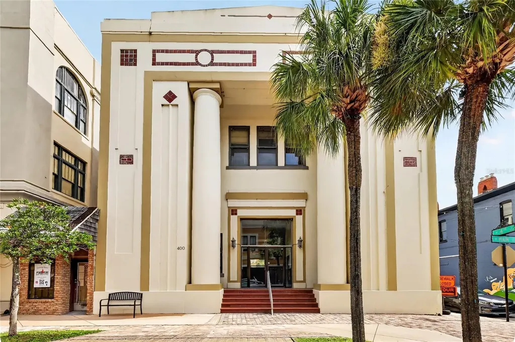 400 W Main Street Leesburg FL 34748