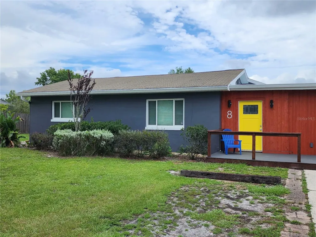 8 Poinsettia Drive Debary FL 32713