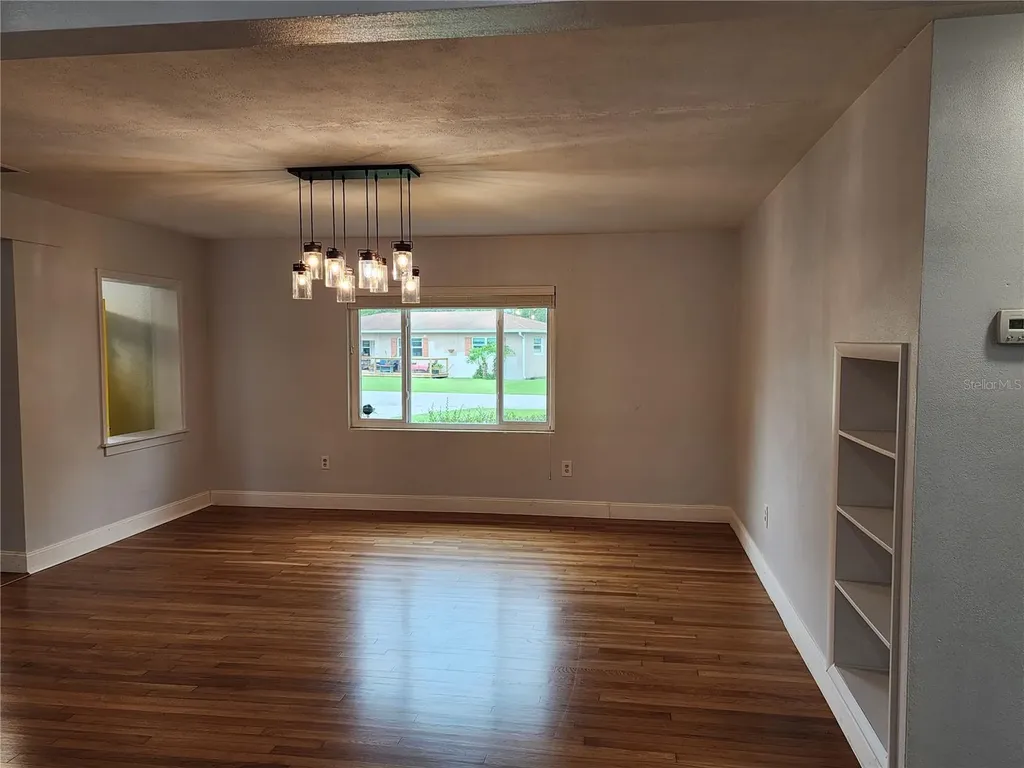 8 Poinsettia Drive Debary FL 32713